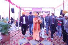 Guru Gobind Singh Jayanti 2024: प्रकाश पर्व के कार्यक्रम में शामिल हुए CM योगी, कहा- दिव्य महापुरुष थे गुरु गोबिंद सिंह