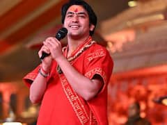 गोरखपुर पहुंचे बाबा धीरेंद्र कृष्ण शास्त्री, तीन दिनों तक सुनाएंगे श्रीराम कथा, जानिए कार्यक्रम