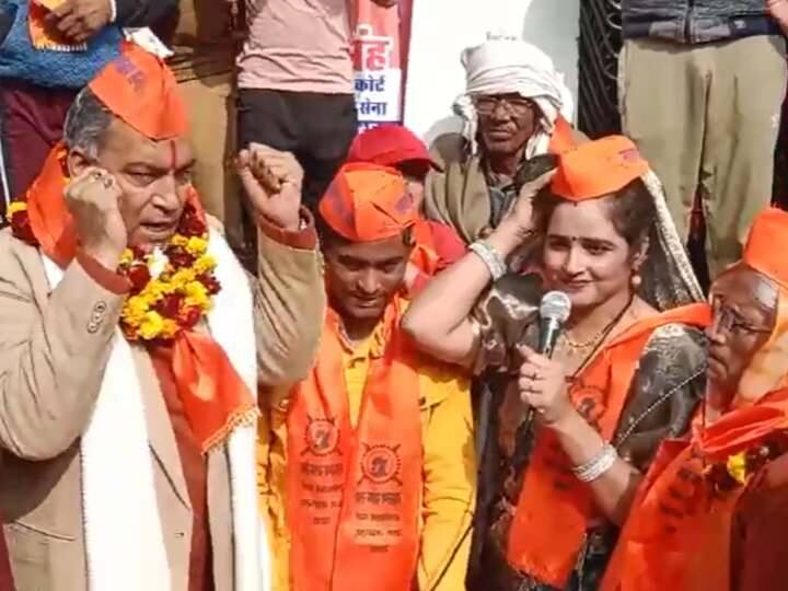 Seema Haider became a devotee of Ram raised slogans of Jai Shri Ram video went viral WATCH: राम भक्त हुईं सीमा हैदर, लगाए जय श्रीराम के नारे, वीडियो वायरल