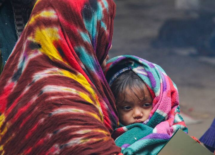 इस बीच, पठानकोट में न्यूनतम तापमान 4.9 डिग्री, बठिंडा में 3.4 डिग्री, फरीदकोट में 2.5 डिग्री और गुरदासपुर में पांच डिग्री सेल्सियस दर्ज किया गया. फाइल फोटो