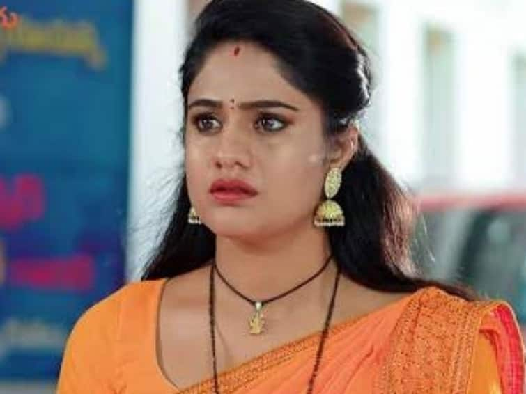 Jagadhatri telugu serial January 17th episode written update Jagadhatri Serial January 17th - 'జగద్ధాత్రి' సీరియల్: స్టేజ్‌పై షాకింగ్ స్టేట్మెంట్ ఇచ్చిన దివ్యాంక, గవర్నర్ ని కిడ్నాప్ చేసే ప్రయత్నంలో మీనన్