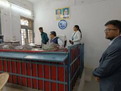 एमपी: लापरवाही को लेकर सख्त भोपाल संभागायुक्त डॉ. पवन कुमार शर्मा, आष्टा तहसीलदार-रीडर को किया निलंबित