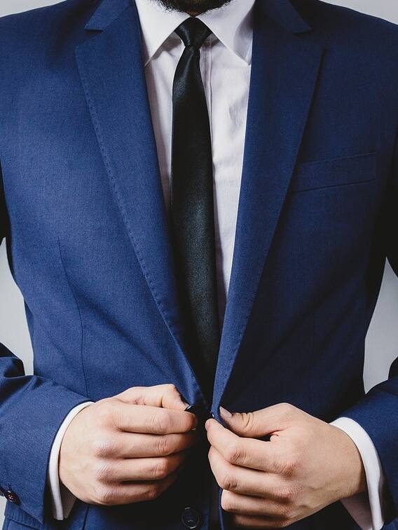 ईरान में क्यों बैन है टाई?