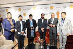 दावोसमध्ये 3 लाख 53 हजार कोटींचा विक्रमी करार, महाराष्ट्रात 2 लाख रोजगार निर्मिती होणार