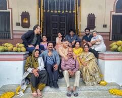 Mega Family Sankranti Celebrations: చిరంజీవి, నాగబాబు సెల్ఫీ - అందరి చూపు వెనుక ఉన్న ఆ ఇద్దరు పిల్లలపైనే!