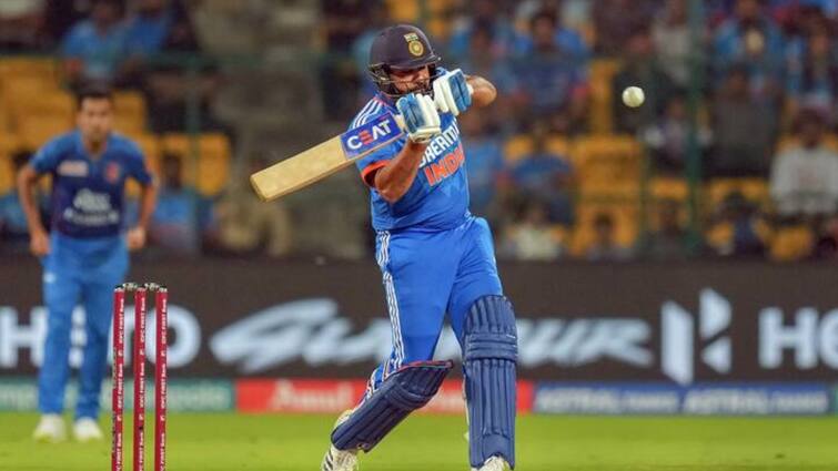 IND vs AFG 3rd T20I: Rohit Sharma scores record shattering fifth hundred in Bengaluru IND vs AFG 3rd T20I: ঐতিহাসিক! প্রথম ব্যাটার হিসাবে আন্তর্জাতিক টি-টোয়েন্টিতে পঞ্চম শতরান রোহিতের
