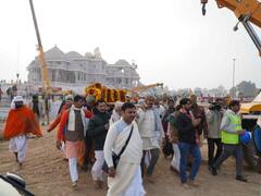 अयोध्या में रामलला की प्रतीकात्मक मूर्ति को कराया गया मंदिर भ्रमण, जानें क्यों किया गया ऐसा?