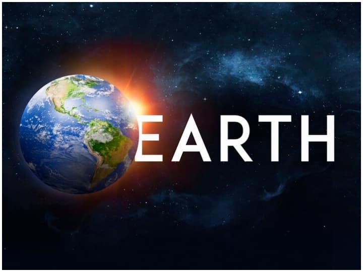 धरती सूर्य के चारों ओर चक्कर काटती रहती है और अपने खास गुरुत्वाकर्षण बल की वजह से हवा में टिकी रहती है.