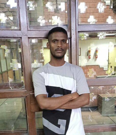 ਇਸ ਦੇ ਨਾਲ ਨਾਲ ਕਾਕਾ ਨੂੰ ਗਾਇਕੀ ਦਾ ਕਾਫ਼ੀ ਸ਼ੌਕ ਸੀ। ਉਨ੍ਹਾਂ ਦਾ ਪਹਿਲਾ ਗੀਤ `ਸੂਰਮਾ` 2019 `ਚ ਰਿਲੀਜ਼ ਹੋਇਆ। ਪਹਿਲੇ ਹੀ ਗੀਤ ਨੇ ਕਾਕਾ ਨੂੰ ਸਟਾਰ ਬਣਾ ਦਿਤਾ। ਇਸ ਗੀਤ ਨੂੰ ਦਰਸ਼ਕਾਂ ਤੇ ਸਰੋਤਿਆਂ ਦਾ ਭਰਪੂਰ ਪਿਆਰ ਮਿਲਿਆ। ਇਸ ਤੋਂ ਬਾਅਦ ਕਾਕਾ ਦੇ `ਲਿਬਾਸ`, `ਤੀਜੀ ਸੀਟ`, `ਕੈਨੇਡਾ ਗੇੜੀ`, ਇਗਨੋਰ ਤੇ ਟੈਂਪਰੇਰੀ ਪਿਆਰ ਵਰਗੇ ਗਾਣੇ ਰਿਲੀਜ਼ ਹੋਏ। ਇਨ੍ਹਾਂ ਗਾਣਿਆਂ ਨੇ ਕਾਕਾ ਨੂੰ ਪੰਜਾਬੀ ਇੰਡਸਟਰੀ `ਚ ਦਿੱਗਜ ਗਾਇਕ ਵਜੋਂ ਸਥਾਪਤ ਕੀਤਾ।