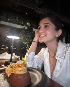 Nidhi Shah Pics: दुबई में वेकेशन मना रही हैं ‘अनुपमा’ की संस्कारी बहू ‘किंजल’, पानी के बीच दिए ऐसे पोज कि फोटो देख उड़े फैंस के होश