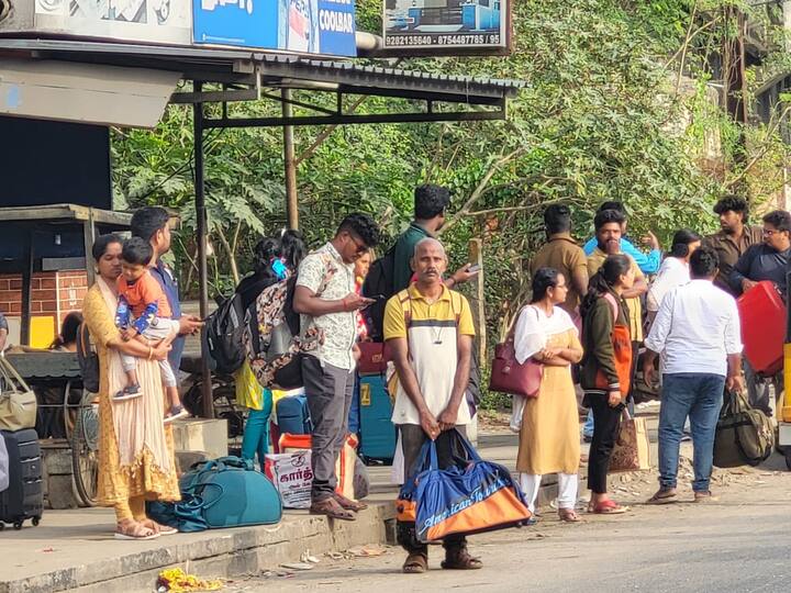 போக்குவரத்து நெரிசலை குறைப்பதற்காக ஆம்னி பேருந்துகள் வண்டலூரில் இருந்து போக்குவரத்து மாற்றம் செய்யப்பட்டது.