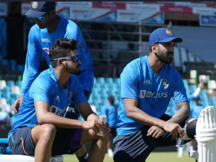 KL Rahul vs Shreyas Iyer shoot off for No 5 slot in IND vs ENG 1st Test here know news in details IND vs ENG: केएल राहुल या श्रेयस अय्यर, इंग्लैंड टेस्ट सीरीज में किसे मिलेगा नंबर-5 पर मौका?