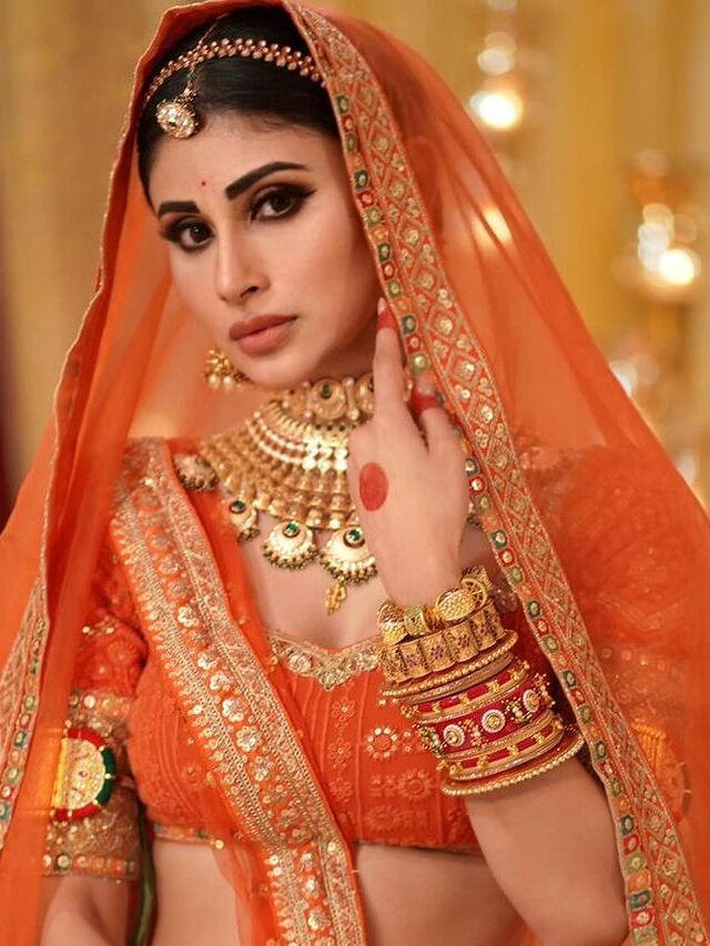 Pakistani. Indian Beautiful bride makeup for saloon shoot Stock Photo -  Alamy