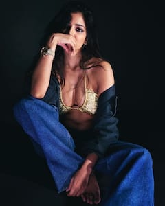 Malavika Mohanan Latest Photos: నిషా కళ్లతో మత్తెక్కిస్తున్న ప్రభాస్‌ హీరోయిన్‌ - నెట్టింట మలయాళ కుట్టి గ్లామర్‌ ట్రీట్‌, ఫొటోలు వైరల్‌