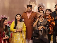 పబ్లిక్‌లో చిందేసిన బోజ్‌పూరి నటి అక్షర సింగ్ - అభిమానులు రాళ్ల దాడి