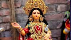 Laxmi Devi: শঙ্খ থেকে কড়ি, বৃহস্পতিবার এই নিয়ম মানলেই তুষ্ট হন লক্ষ্মী দেবী