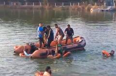 Vadodara: ધ્રુજતા બાળકો, રડતા વાલીઓ અને એમ્બ્યુલન્સના ખડકલા, તસવીરોમાં જુઓ હરણી તળાવના દ્રશ્યો