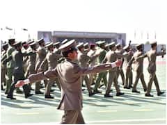 पाकिस्तान के आर्मी जवानों को कितने रुपये मिलते हैं? भारत के मुकाबले ज्यादा है या कम?