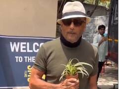 Jackie Shroff Cleans Mumbai's Oldest Ram Temple As Part Of Cleanliness Drive, WATCH