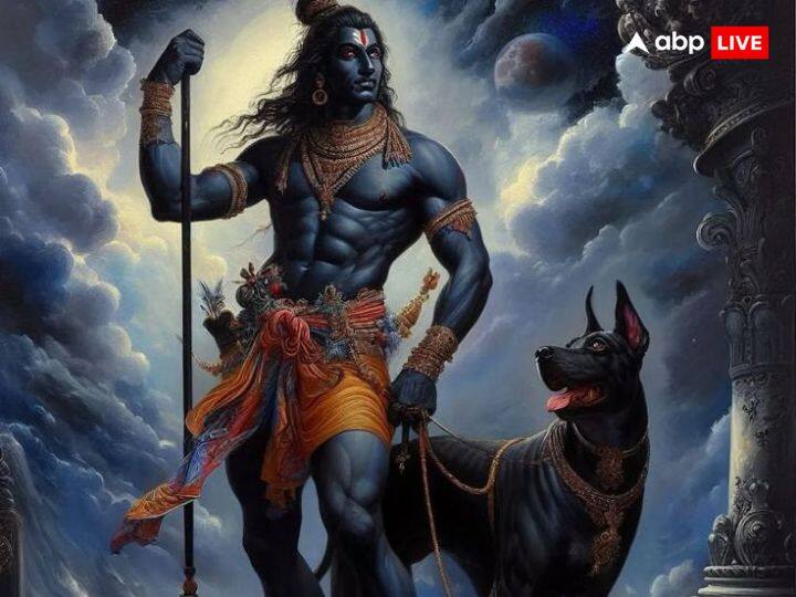 कुत्ते को खाना खिलाने या उसकी सेवा करने से धन की देवी लक्ष्मी जी भी प्रसन्न होती है. कुत्ता भगवान शिव के उग्र रुप भैरव जी का वाहन हैं. भैरव जी देवी लक्ष्मी के संरक्षक भी हैं. इसीलिए कुत्ते की सेवा कर आप लक्ष्मी जी की कृपा प्राप्त कर सकते हैं. साथ ही कुत्ते को भोजन कराने से आपकी आर्थिक स्थिति में सुधार होता है.