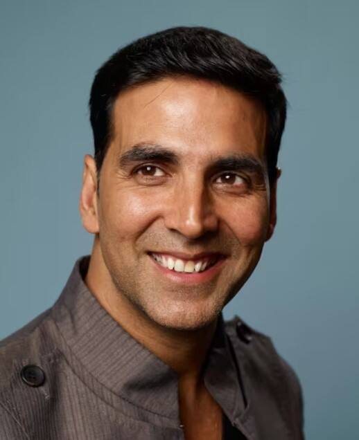 ਇੰਡੀਆ ਟਾਈਮਜ਼ ਮੁਤਾਬਕ ਅਕਸ਼ੇ ਕੁਮਾਰ ਨੇ ਰਾਮ ਮੰਦਰ ਦੇ ਨਿਰਮਾਣ ਲਈ ਵੱਡੀ ਰਕਮ ਦਿੱਤੀ ਹੈ। ਹਾਲਾਂਕਿ, ਉਸਨੇ ਇਸਦਾ ਖੁਲਾਸਾ ਨਹੀਂ ਕੀਤਾ ਹੈ। ਅਕਸ਼ੈ ਨੇ ਖੁਦ ਇਸ ਗੱਲ ਦਾ ਐਲਾਨ ਕਰਦੇ ਹੋਏ ਇਕ ਵੀਡੀਓ ਸ਼ੇਅਰ ਕੀਤਾ ਹੈ।