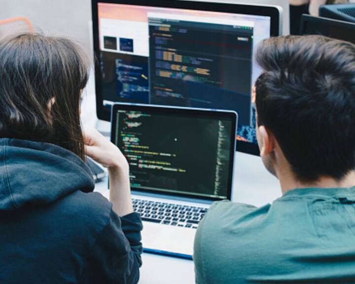 10. Digital Transformation Specialists: Digital Transformation Specialists are experts driving organisational change through the integration of digital technologies, enhancing processes and optimizing overall performance.