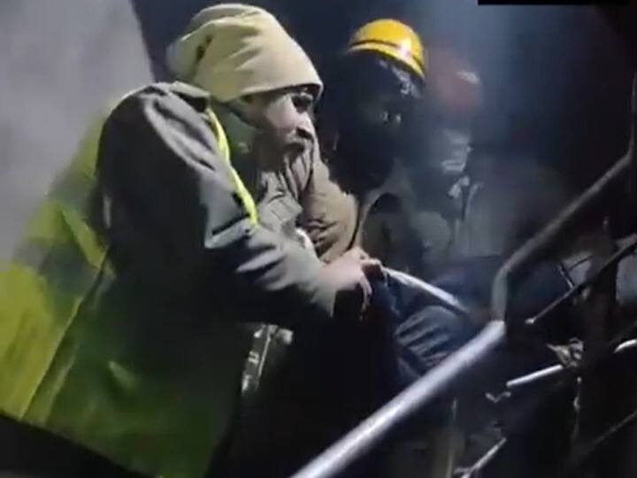 5 people died in house fire in Delhi Pitampura Delhi Pitampura Fire: दिल्ली के पीतमपुरा में भीषण हादसा, घर में आग लगने से 5 लोगों की मौत, रूम हीटर बना वजह?