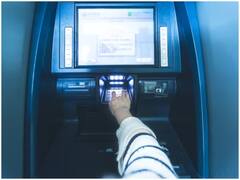 क्या एटीएम में कार्ड का पिन उल्टा डाल दें तो पुलिस आ जाती है? जानिए क्या है सच्चाई