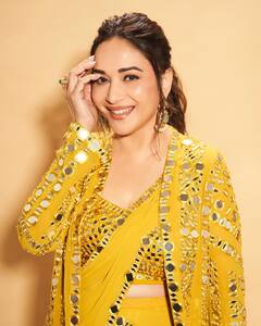 Who Can Ace An Ethnic Look Better Than Madhuri Dixit; Check Out Veteran Star's Latest Photoshoot