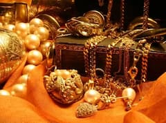 Gold Reserve: ਦੁਨੀਆ ਦੇ ਇਨ੍ਹਾਂ ਦੇਸ਼ਾਂ ਦੇ ਕੋਲ ਪਿਆ ਸਭ ਤੋਂ ਜ਼ਿਆਦਾ ਸੋਨਾ, ਜਾਣੋ ਭਾਰਤ ਦੇ ਕੋਲ ਇੰਨਾ ਭੰਡਾਰ!