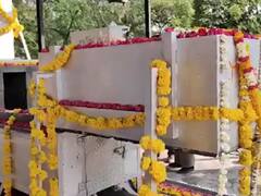 इंदौर: रामबाग मुक्तिधाम में लगा इको फ्रेंडली स्वर्गारोहण शवदाह गृह, 100 किलो लकड़ी में होगा अंतिम संस्कार