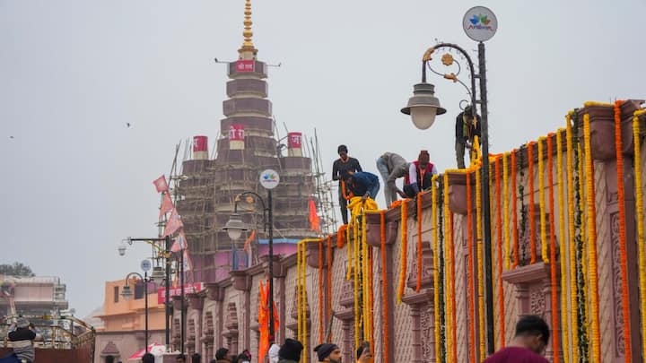 The chief minister underscored the need for quality arrangements for guests, including central security agencies. He emphasized strict security measures against internal and external threats, calling for increased patrolling in identified security zones. (Image Source: PTI Images)