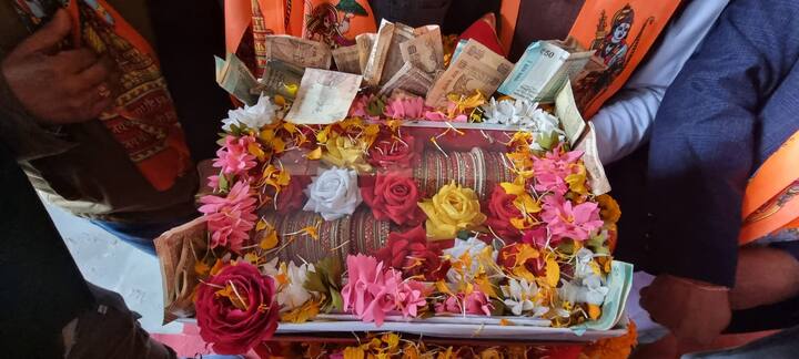 इस मौके पर प्रांत सेवा प्रमुख हरीश कुमार, मास्टर रतिराम, जगदीश ग्रोवर, सुभाष बोकन, कारसेवक ऋषि त्यागी, सेठ तरुण मंगला, विश्व हिंदू परिषद के जिला मंत्री यशवंत शेखावत, राम भारद्वाज, सुरेंद्र तंवर, गगन, समाजसेवी पवन मलिक, पूर्व ब्लॉक समिति सदस्य जग्गी यादव, भाजपा नेता प्रवीण त्यागी, अनिल कश्यप, राजेन्द्र खांडसा, सुनील लछमन विहार, गौरव मानेसर, मुकेश राठौर, अनिल राठौर, धर्मबीर राठीवास मौजूद रहे.