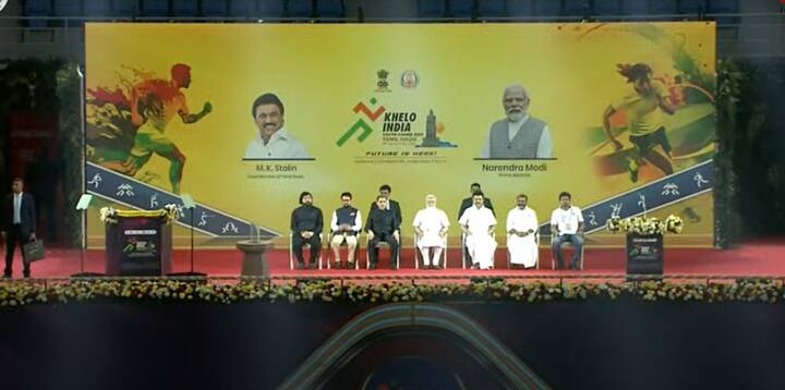 இதனையடுத்து இன்று இப்போட்டிகளுக்கான தொடக்க விழா நடைபெற்றது.