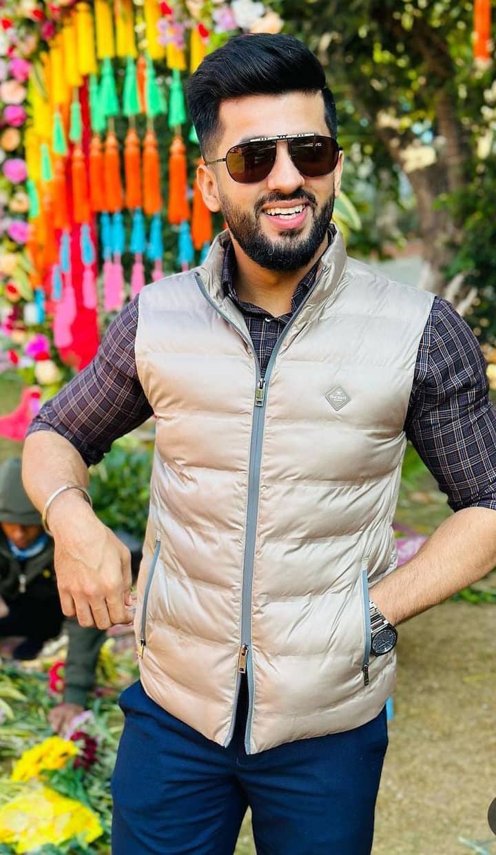 ਅਨਮੋਲ ਕਵਾਤਰਾ ਨੇ ਆਪਣੇ ਵੀਡੀਓ 'ਚ ਪੰਜਾਬ ਸਰਕਾਰ ਖਿਲਾਫ ਰੱਜ ਕੇ ਭੜਾਸ ਕੱਢੀ। ਉਨ੍ਹਾਂ ਕਿਹਾ ਕਿ 