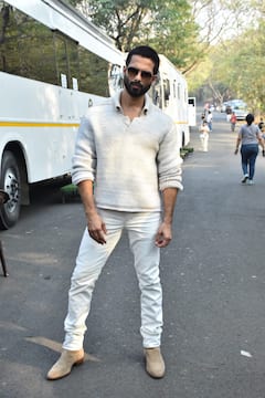 Shahid Kapoor And Kriti Sanon Spotted On The Set Of Bigg Boss 17 - See Pics