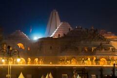 Ram Mandir Photo: प्राण प्रतिष्ठा से पहले जगमगाती रोशनी में नहाया राम मंदिर, नहीं देखी होगी ऐसी तस्वीरें