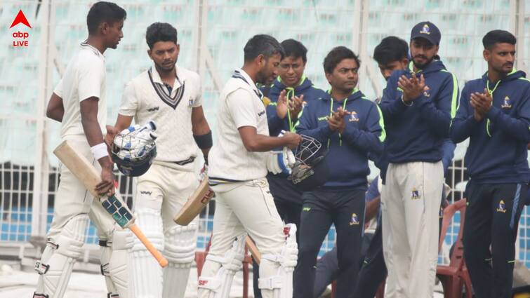 Ranji Trophy Bengal vs Chhattisgarh Day 1: Anustup Mazumdar completes 5000 first class runs as Bengal ended 206/4 at Eden Gardens Ranji Trophy: ত্রাতা অনুষ্টুপের ৫ হাজারের মাইলফলক ছোঁয়ার দিনও বাংলার মন্থর ব্যাটিং নিয়ে উঠল প্রশ্ন