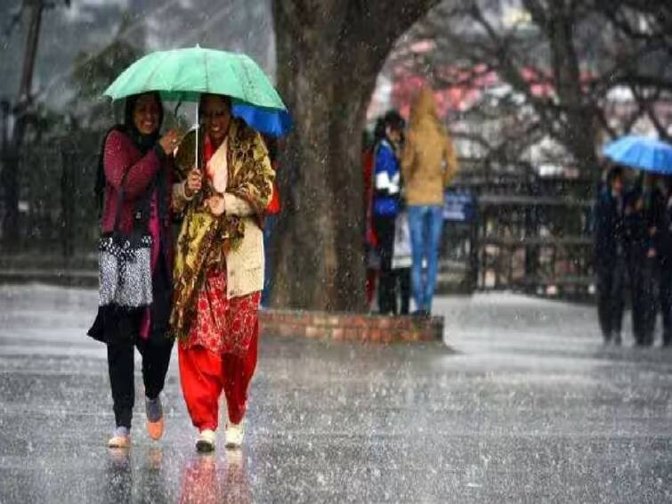 Tamil Nadu Meteorological Department has said that light rain is likely to occur in 5 districts in the next 3 hours January 19 20 TN Rain Alert: பனிப்பொழிவு ஒருபக்கம்.. 10 மணிவரை 5 மாவட்டங்களில் மழைக்கு வாய்ப்பு.. வானிலை நிலவரம் என்ன?