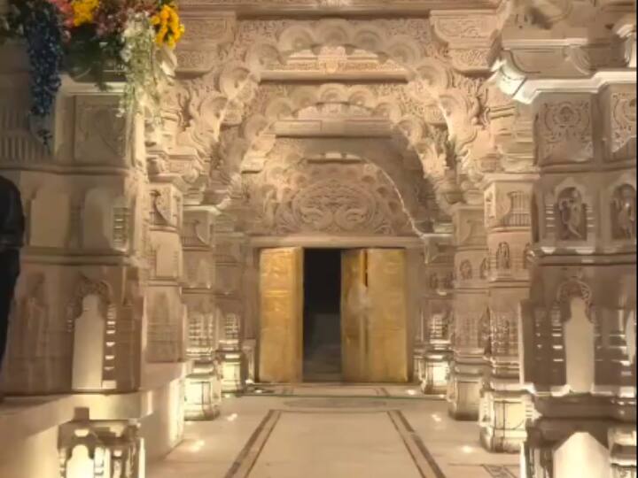 मंदिर की लंबाई पूर्व से पश्चिम 380 फीट और चौड़ाई उत्तर से दक्षिण 250 फीट है. वहीं पूरी तरीके से मंदिर बनने के बाद मंदिर की कुल ऊंचाई 161 फीट होगी.