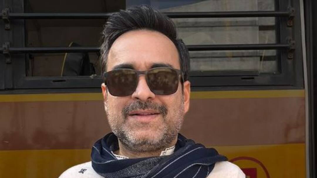 Pankaj Tripathi Did Not Like The Script Of Mimi Initially, Tells Why During AMA On Reddit Pankaj Tripathi Did Not Like The Script Of Mimi Initially, Tells Why In AMA On Reddit Pankaj Tripathi Did Not Like The Script Of Mimi Initially, Tells Why During AMA On Reddit