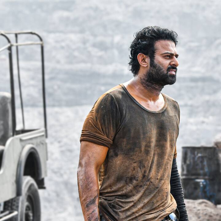 இந்நிலையில், பிரபல ஓடிடி தளமான நெட்ஃபிளிக்ஸில் சலார் 20 ஆம் தேதி வெளியாகவுள்ளது என்ற அதிகாரப்பூர்வ அறிவிப்பு வந்துள்ளது.