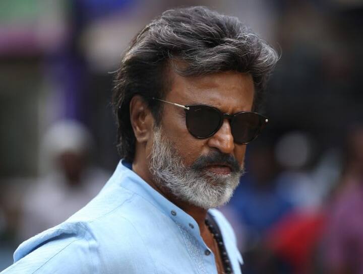 पिंकविला की रिपोर्ट के मुताबिक, सुपरस्टार रजनीकांत भी राम लला की प्राण प्रतिष्ठा में शामिल होने अयोध्या पहुंचेगे.