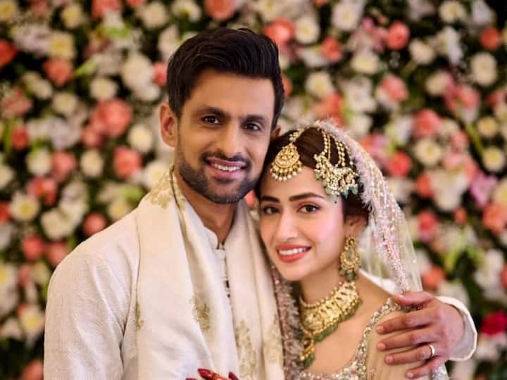 Actor Sana Javed and Pakistani cricketer Shoaib Malik were married for the third time.