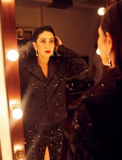 करिश्मा कपूर से लेकर फरदीन खान तक, इस साल ये स्टार्स करेंगे सिल्वर स्क्रीन पर कमबैक, एक 72 साल की उम्र में धमाल मचाने की कर रहीं तैयारी