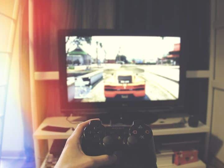 future and career in gaming industry in india भारत में गेमिंग इंडस्ट्री में कैसे बनाएं करियर? लाखों में होती है कमाई