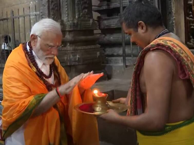 PM Modi TN Visit Rameswara Ramanathaswamy Temple darshan of Prime Minister Modi  22 Theerthas; The video went viral Ram Mandir Watch Video : ராமநாதசுவாமி கோவிலின்  22 தீர்த்தங்களில் புனித நீராடி பிரதமர் மோடி தரிசனம்; வீடியோ வைரல்