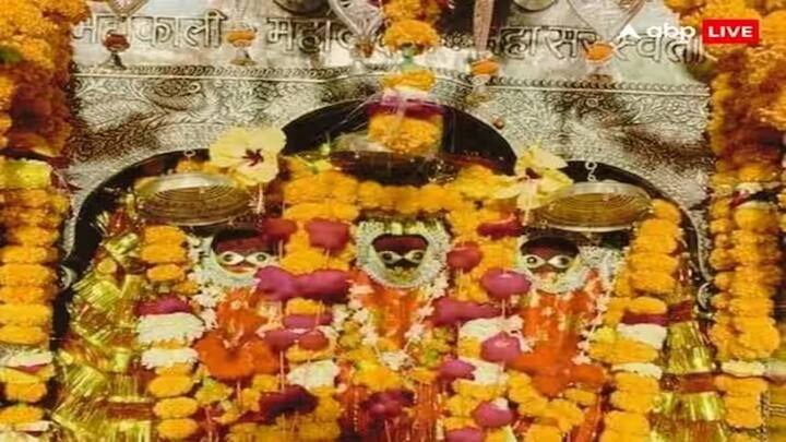 અયોધ્યામાં ભગવાન શ્રી રામનું કુળદેવીનું મંદિર પણ છે. હિંદુ ધર્મમાં કુળદેવી અથવા કુળદેવતાનું વિશેષ મહત્વ છે. પેઢી દર પેઢી લોકો કુળ દેવતા અથવા કુળ દેવીની પૂજા કરવાની પરંપરાને અનુસરે છે અને ભગવાન શ્રી રામ પણ પોતાના કુળદેવીની પૂજા કરતા હતા.