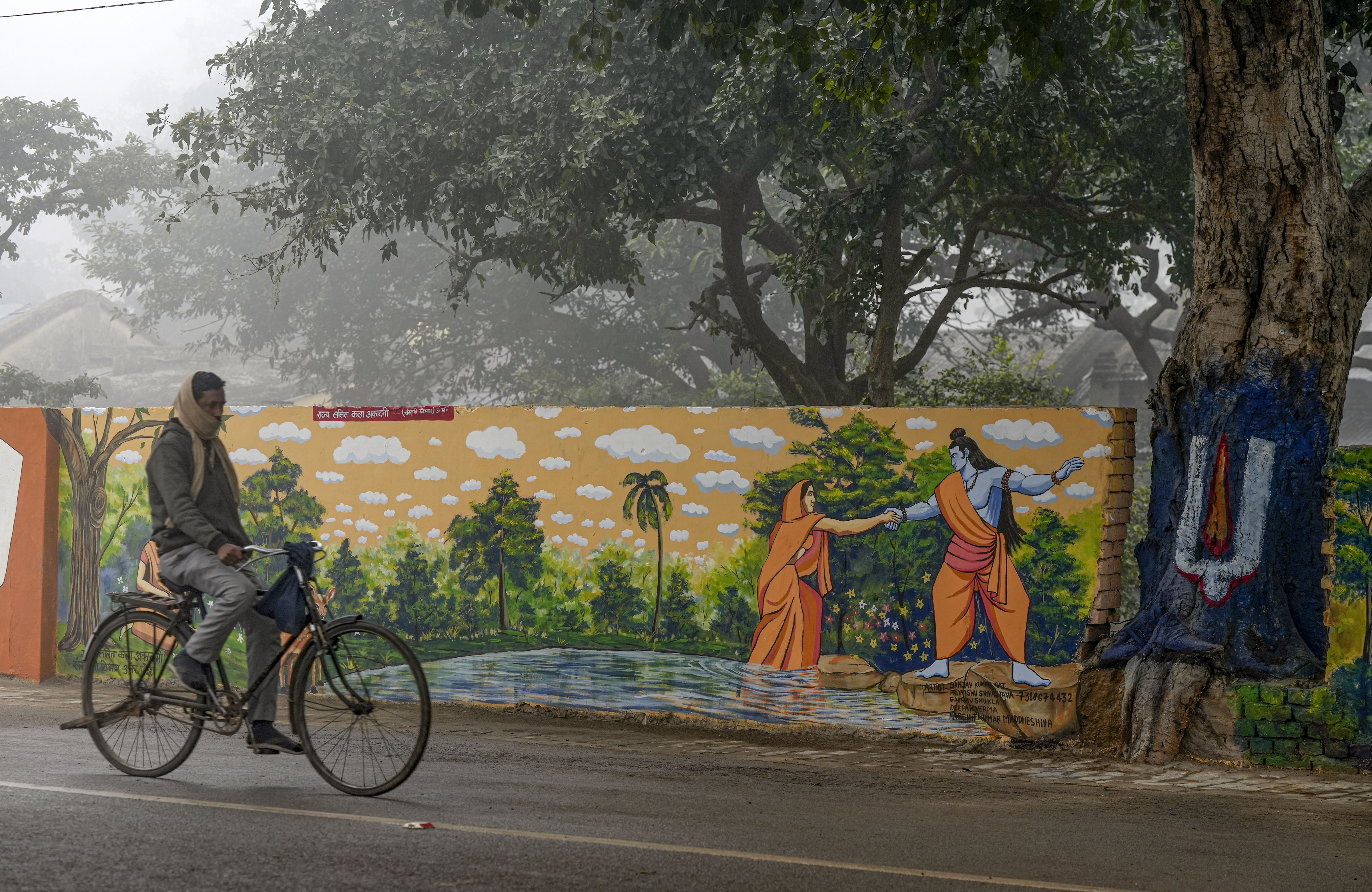 Murals depicting Lord Ram And Sita adorn the walls of Ram Path (Image Source: PTI)