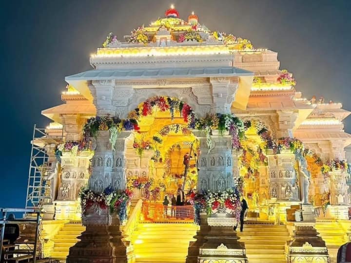 Ram Mandir Pran Pratishtha: राम मंदिर के निर्माण ने अयोध्या का कायाकल्प कर दिया है. पूरे शहर में रेलवे स्‍टेशन, एयरपोर्ट, हाई-वे का विस्तार किया जा रहा है.
